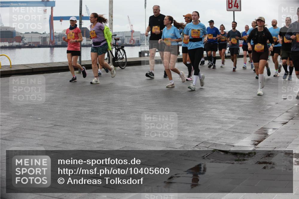 13.09.2026 - Kiel Lauf Andreas Tolksdorf http://msf.ph/oto/10405609 13.09.2026 11:07:07 Kiellinie 6481, 2164, 7630, 6826, 4, 12295 meine-sportfotos.de