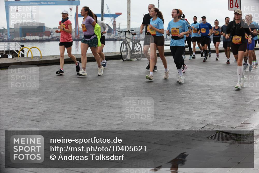 13.09.2026 - Kiel Lauf Andreas Tolksdorf http://msf.ph/oto/10405621 13.09.2026 11:07:08 Kiellinie 382, 38, 6826, 1840, 4, 12295 meine-sportfotos.de