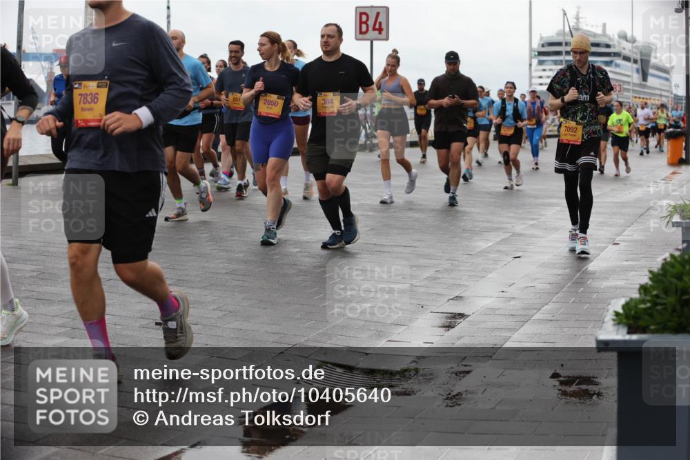 13.09.2026 - Kiel Lauf Andreas Tolksdorf http://msf.ph/oto/10405640 13.09.2026 11:07:10 Kiellinie 39, 7836, 384, 851, 2850, 4, 7092, 83 meine-sportfotos.de