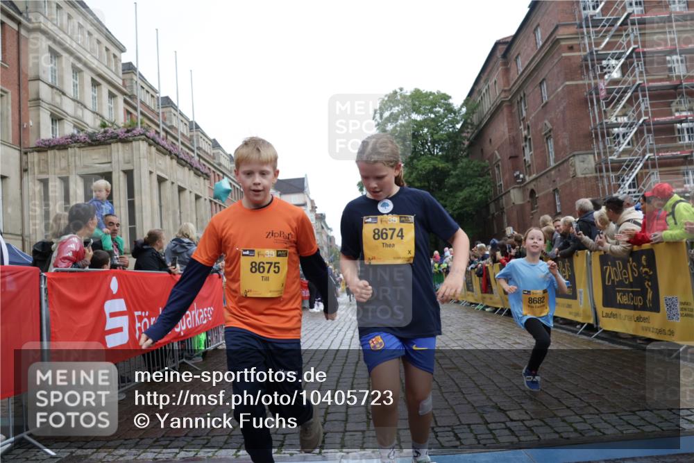 13.09.2026 - Kiel Lauf Yannick Fuchs http://msf.ph/oto/10405723 13.09.2026 08:57:42 Ziel 160, 406, 689, 1051, 1520, 1714, 2439, 3359, 3375, 3691, 4182, 4321, 4382, 4383, 5006, 5219, 5244, 5733, 5762, 5765, 6459, 7058, 7547, 7608, 7609, 9062, 9324, 9579, 10428, 11176, 11356, 11640, 160, 700, 1546, 1769, 2128, 2129, 3382, 4834, 5003, 5809, 5984, 6459, 7478, 7715, 8341, 9062, 9542, 10321, 10876, 10892, 12512, 57, 1791, 2326, 2964, 3020, 3891, 4025, 4185, 5093, 5666, 5895, 6056, 7604, 8668, 8674, 8675, 8682, 8838, 9085, 9582, 9870, 9872, 10847, 10889, 11227, 2384 meine-sportfotos.de