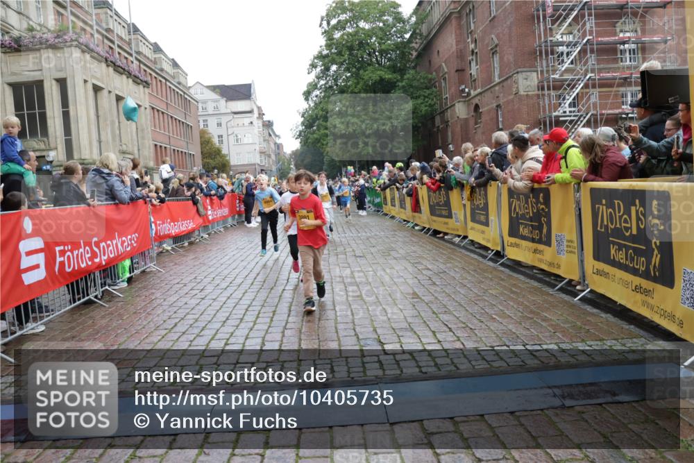 13.09.2026 - Kiel Lauf Yannick Fuchs http://msf.ph/oto/10405735 13.09.2026 08:57:43 Ziel 406, 689, 1051, 1520, 1714, 2439, 3359, 3375, 3691, 4182, 4321, 4382, 4383, 5006, 5219, 5244, 5733, 5762, 5765, 7058, 7547, 7608, 7609, 9324, 9579, 9870, 10428, 11176, 11356, 11640, 12157, 160, 700, 1546, 1769, 2128, 2129, 3382, 4834, 5006, 5809, 5984, 6459, 7478, 7715, 8341, 9062, 9542, 10321, 10876, 10892, 11356, 12512, 57, 1791, 2326, 2964, 3020, 3891, 4025, 4185, 5093, 5666, 5895, 6056, 7604, 8668, 8674, 8675, 8682, 8838, 9085, 9582, 9872, 10847, 10889, 11227, 2384 meine-sportfotos.de