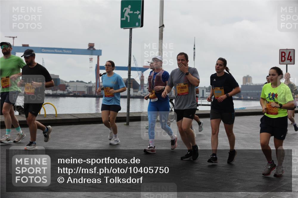 13.09.2026 - Kiel Lauf Andreas Tolksdorf http://msf.ph/oto/10405750 13.09.2026 11:07:19 Kiellinie 3697, 38, 12615, 832, 11868, 1055, 4 meine-sportfotos.de