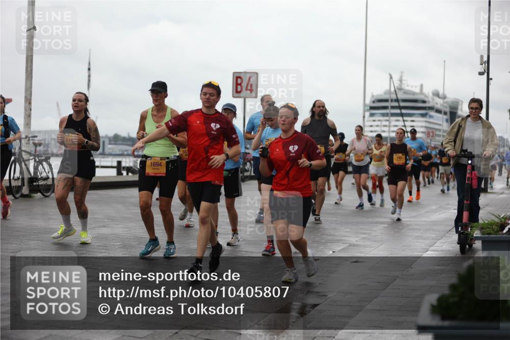 13.09.2026 - Kiel Lauf Andreas Tolksdorf http://msf.ph/oto/10405807 13.09.2026 11:07:29 Kiellinie 39, 1694, 551, 10, 2026, 4, 3036, 742 meine-sportfotos.de