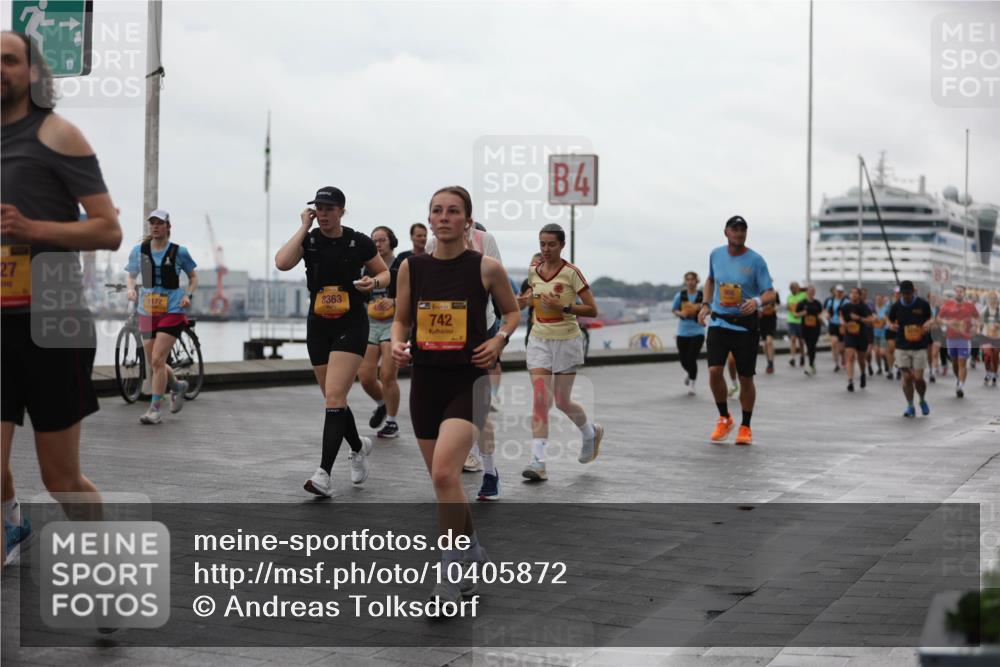 13.09.2026 - Kiel Lauf Andreas Tolksdorf http://msf.ph/oto/10405872 13.09.2026 11:07:33 Kiellinie 27, 1172, 8363, 1, 39, 742, 4 meine-sportfotos.de