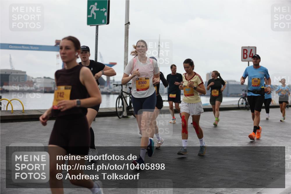 13.09.2026 - Kiel Lauf Andreas Tolksdorf http://msf.ph/oto/10405898 13.09.2026 11:07:35 Kiellinie 4, 742, 8360, 968 meine-sportfotos.de