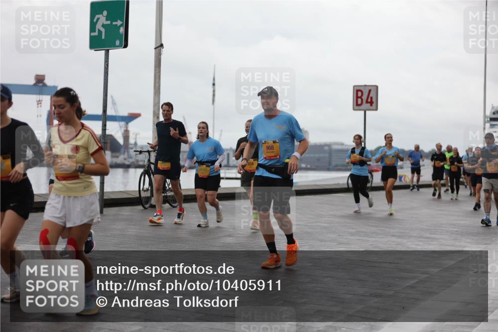 13.09.2026 - Kiel Lauf Andreas Tolksdorf http://msf.ph/oto/10405911 13.09.2026 11:07:36 Kiellinie 334, 6187, 968, 4, 2250, 5170 meine-sportfotos.de