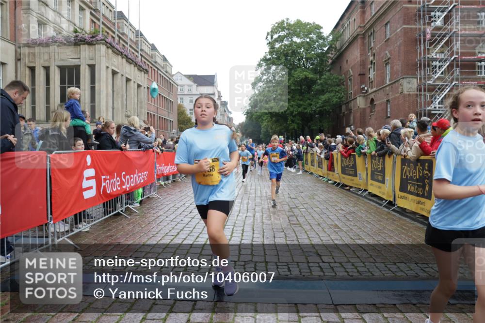 13.09.2026 - Kiel Lauf Yannick Fuchs http://msf.ph/oto/10406007 13.09.2026 08:58:14 Ziel 734, 1462, 2710, 2908, 3145, 3150, 3492, 3567, 4491, 4546, 4550, 4995, 4999, 5005, 6246, 6350, 6428, 6588, 7018, 7026, 7031, 7574, 7576, 7812, 9097, 9372, 9490, 9585, 9620, 9622, 9701, 10350, 10566, 10890, 10899, 11077, 11638, 11673, 12216, 12357, 57, 689, 1462, 1520, 1714, 1791, 2326, 2439, 2964, 3020, 3359, 3375, 3691, 3891, 4025, 4182, 4185, 4321, 4382, 4383, 5093, 5219, 5244, 5666, 5733, 5762, 5765, 5895, 6056, 6350, 6984, 7058, 7547, 7604, 7608, 7609, 8668, 8674, 8675 meine-sportfotos.de