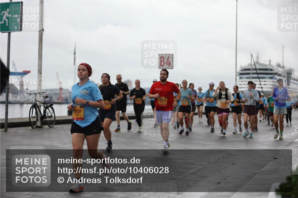 13.09.2026 - Kiel Lauf Andreas Tolksdorf http://msf.ph/oto/10406028 13.09.2026 11:07:43 Kiellinie 3, 9239, 983, 10410, 84, 4 meine-sportfotos.de