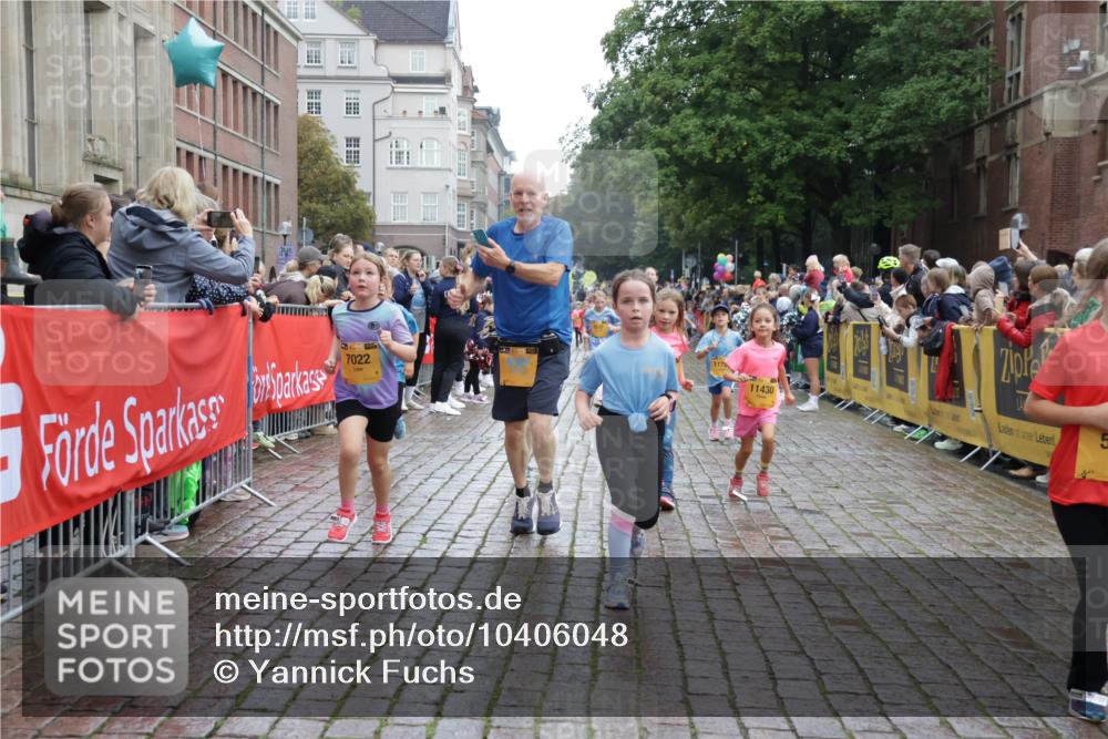 13.09.2026 - Kiel Lauf Yannick Fuchs http://msf.ph/oto/10406048 13.09.2026 08:58:18 Ziel 734, 1158, 2710, 2908, 3145, 3150, 3492, 3686, 4115, 4491, 4546, 4550, 4622, 4999, 5005, 6246, 6428, 6588, 7018, 7026, 7031, 8067, 9372, 9490, 9585, 9620, 9622, 9701, 9852, 10242, 10890, 10899, 10925, 11077, 11638, 11673, 12216, 12357, 57, 1462, 1520, 1791, 2326, 2908, 2964, 3020, 3375, 3567, 3691, 3891, 4025, 4182, 4185, 4995, 4999, 5005, 5093, 5666, 5733, 5895, 6056, 6350, 6984, 7031, 7058, 7574, 7576, 7604, 7609, 7812, 8668, 8674, 8675, 9097, 9372, 9490, 10566, 12216 meine-sportfotos.de