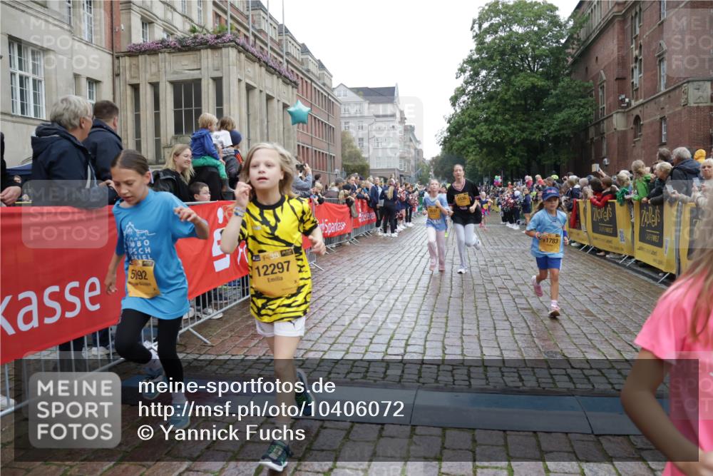 13.09.2026 - Kiel Lauf Yannick Fuchs http://msf.ph/oto/10406072 13.09.2026 08:58:22 Ziel 734, 1158, 1382, 2710, 3145, 3150, 3217, 3492, 3686, 4115, 4491, 4546, 4550, 4622, 6246, 6428, 6588, 7018, 8067, 9585, 9620, 9622, 9701, 9852, 10242, 10890, 10899, 10925, 11077, 57, 1462, 1791, 2326, 2908, 2964, 3020, 3567, 3891, 4025, 4185, 4491, 4995, 4999, 5005, 5093, 5666, 5895, 6056, 6246, 6350, 6428, 6984, 7026, 7031, 7058, 7574, 7576, 7604, 7812, 8668, 8674, 8675, 9097, 9372, 9490, 9585, 10566, 11638, 11673, 12216, 5536, 5537, 3020, 5666, 5895, 7058 meine-sportfotos.de