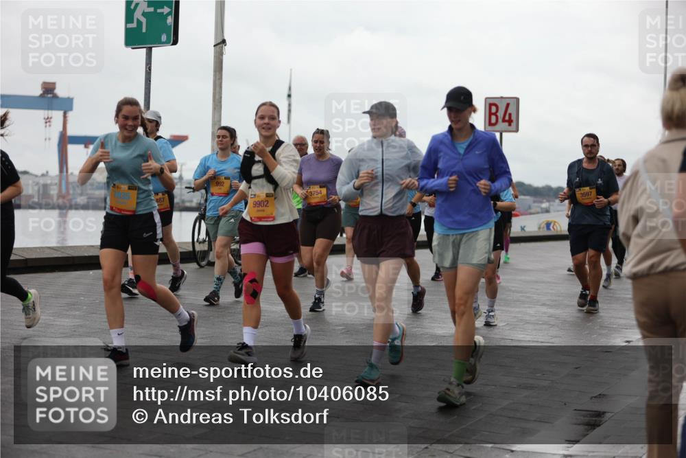 13.09.2026 - Kiel Lauf Andreas Tolksdorf http://msf.ph/oto/10406085 13.09.2026 11:07:47 Kiellinie 31, 39, 7835, 487, 992, 9902, 3754, 4, 3597 meine-sportfotos.de