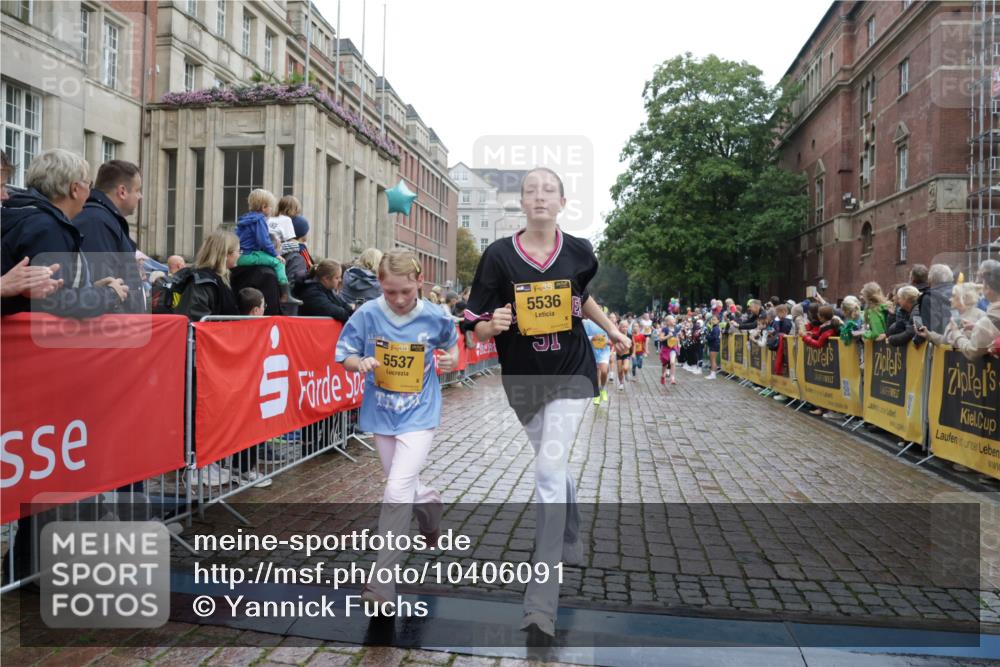 13.09.2026 - Kiel Lauf Yannick Fuchs http://msf.ph/oto/10406091 13.09.2026 08:58:23 Ziel 734, 1158, 1382, 2710, 3145, 3150, 3217, 3492, 3686, 4115, 4546, 4550, 4622, 6588, 7018, 8067, 9620, 9622, 9701, 9852, 10242, 10890, 10899, 10925, 11077, 57, 1462, 1791, 2326, 2908, 2964, 3020, 3567, 3891, 4025, 4185, 4491, 4995, 4999, 5005, 5093, 5666, 5895, 6056, 6246, 6350, 6428, 6984, 7026, 7031, 7574, 7576, 7604, 7812, 8668, 8674, 8675, 9097, 9372, 9490, 9585, 9622, 10566, 11638, 11673, 12216, 5536, 5537, 7407, 3020, 5666, 5895, 7058 meine-sportfotos.de