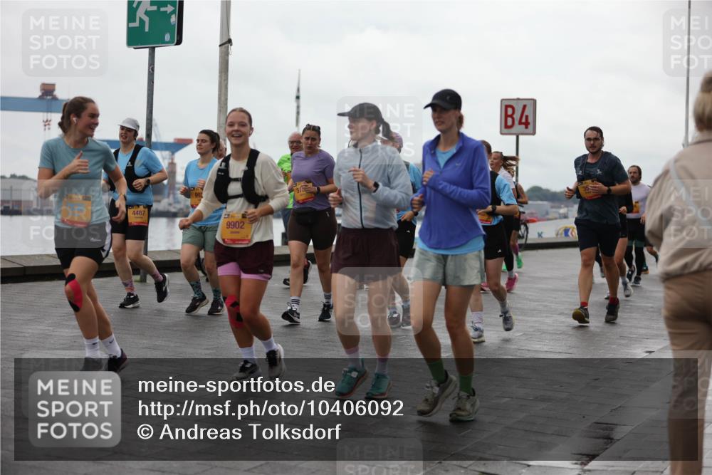 13.09.2026 - Kiel Lauf Andreas Tolksdorf http://msf.ph/oto/10406092 13.09.2026 11:07:48 Kiellinie 7835, 4487, 439, 9902, 4 meine-sportfotos.de