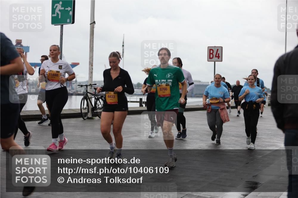13.09.2026 - Kiel Lauf Andreas Tolksdorf http://msf.ph/oto/10406109 13.09.2026 11:07:52 Kiellinie 11848, 4433, 8766, 4, 10796 meine-sportfotos.de