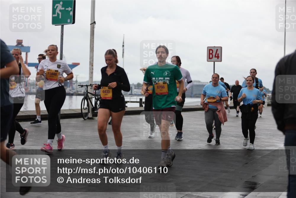 13.09.2026 - Kiel Lauf Andreas Tolksdorf http://msf.ph/oto/10406110 13.09.2026 11:07:52 Kiellinie 11848, 4433, 8766, 66, 4, 10796 meine-sportfotos.de