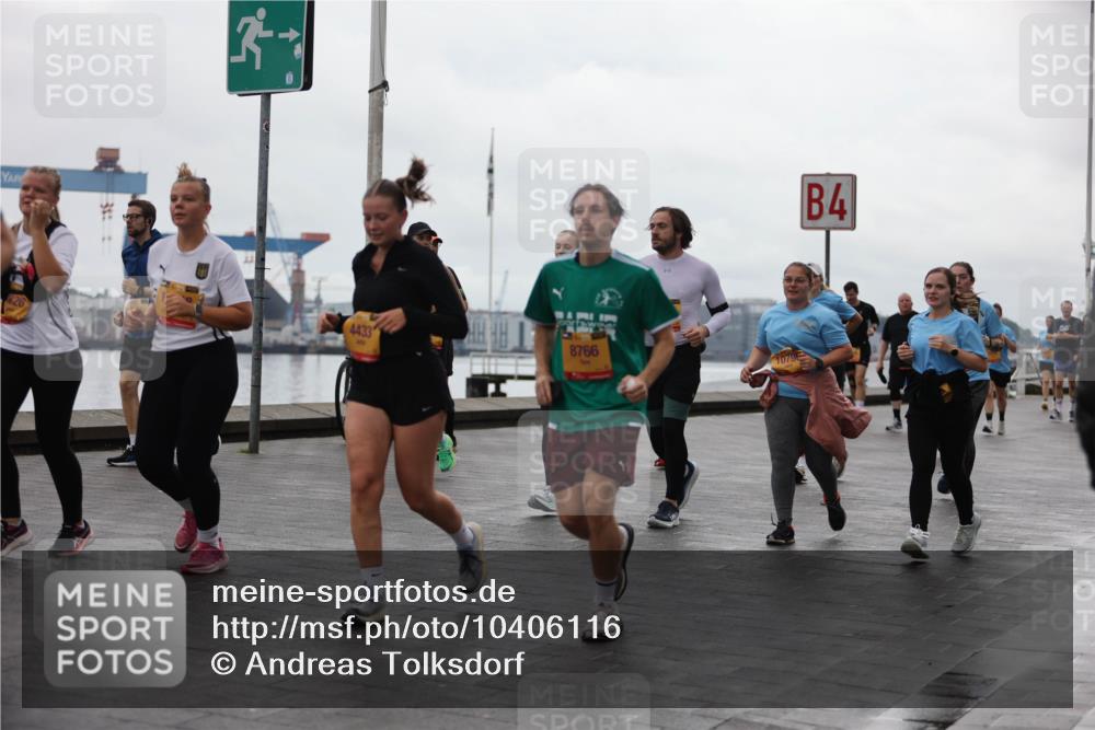 13.09.2026 - Kiel Lauf Andreas Tolksdorf http://msf.ph/oto/10406116 13.09.2026 11:07:52 Kiellinie 3, 4433, 8766, 10796, 4 meine-sportfotos.de