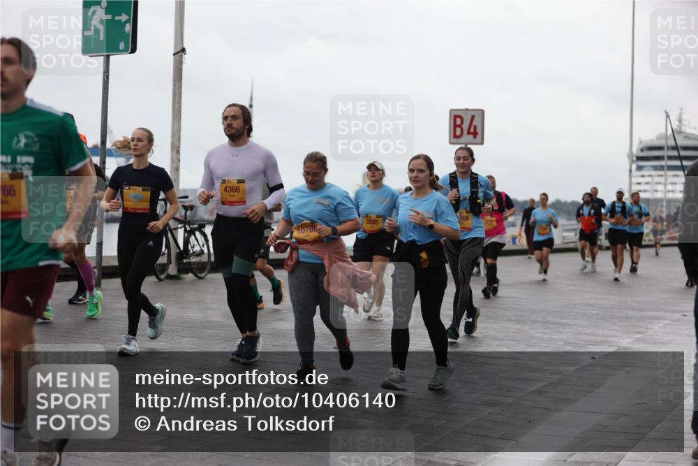 13.09.2026 - Kiel Lauf Andreas Tolksdorf http://msf.ph/oto/10406140 13.09.2026 11:07:53 Kiellinie 766, 39, 4366, 4, 10796, 2885, 269 meine-sportfotos.de