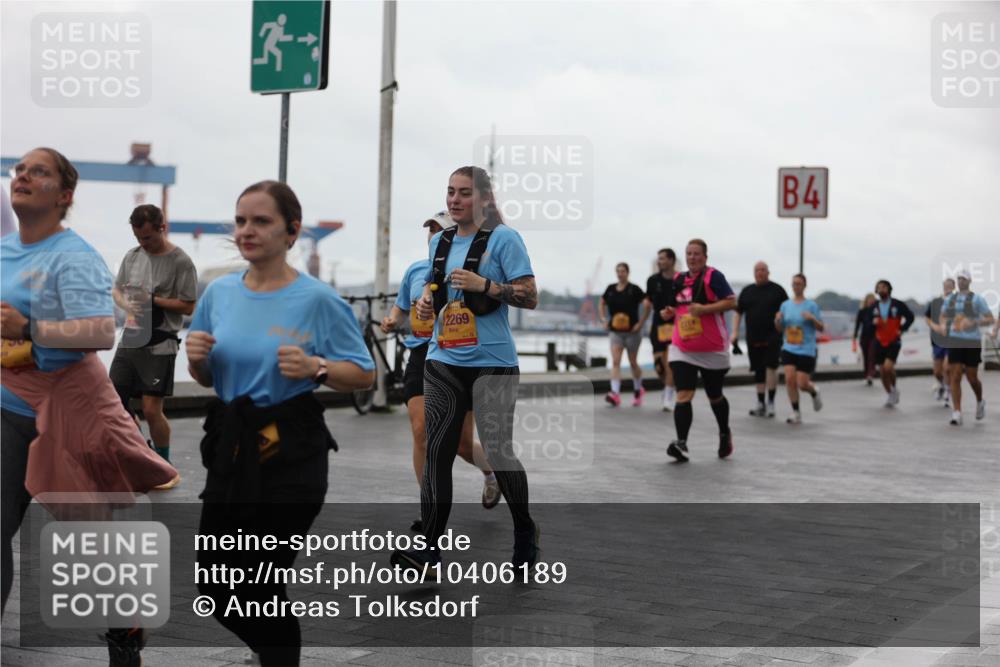 13.09.2026 - Kiel Lauf Andreas Tolksdorf http://msf.ph/oto/10406189 13.09.2026 11:07:55 Kiellinie 700, 139, 2269, 4 meine-sportfotos.de