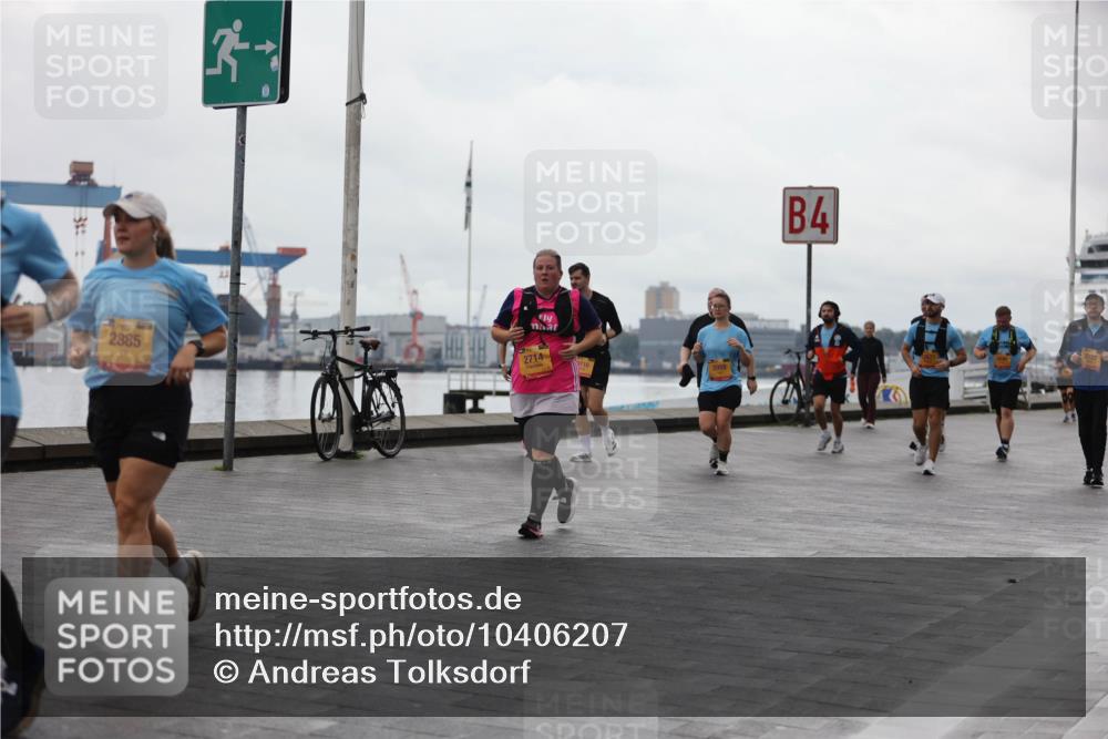 13.09.2026 - Kiel Lauf Andreas Tolksdorf http://msf.ph/oto/10406207 13.09.2026 11:07:56 Kiellinie 3, 2885, 2714, 3959, 4, 2727 meine-sportfotos.de
