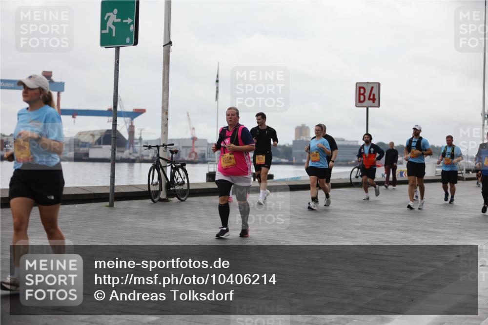 13.09.2026 - Kiel Lauf Andreas Tolksdorf http://msf.ph/oto/10406214 13.09.2026 11:07:57 Kiellinie 2885, 2714, 9716, 4 meine-sportfotos.de