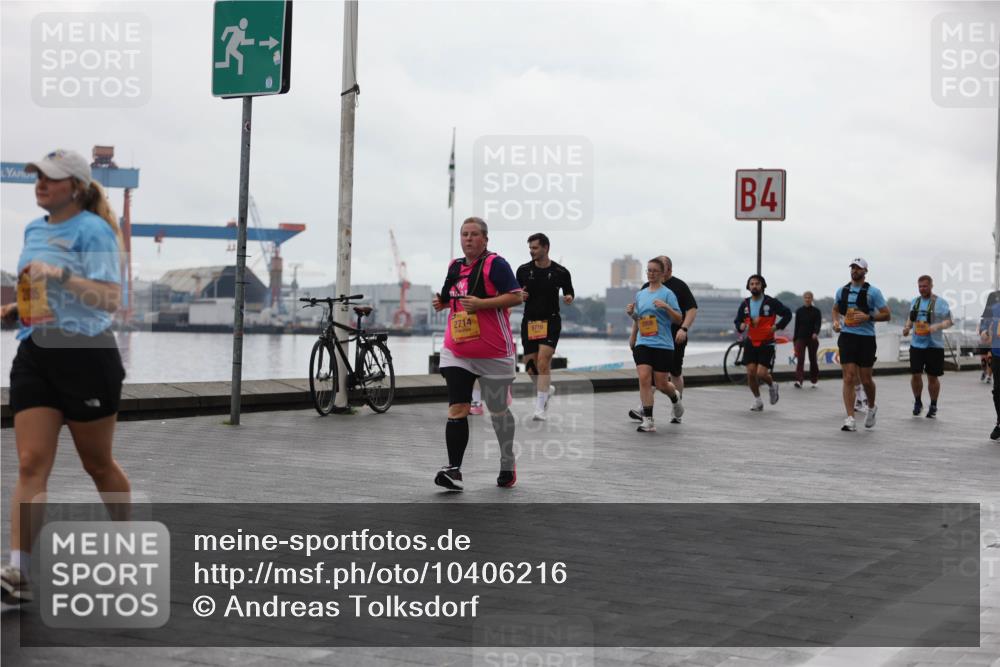 13.09.2026 - Kiel Lauf Andreas Tolksdorf http://msf.ph/oto/10406216 13.09.2026 11:07:57 Kiellinie 2885, 2714, 3959, 4 meine-sportfotos.de