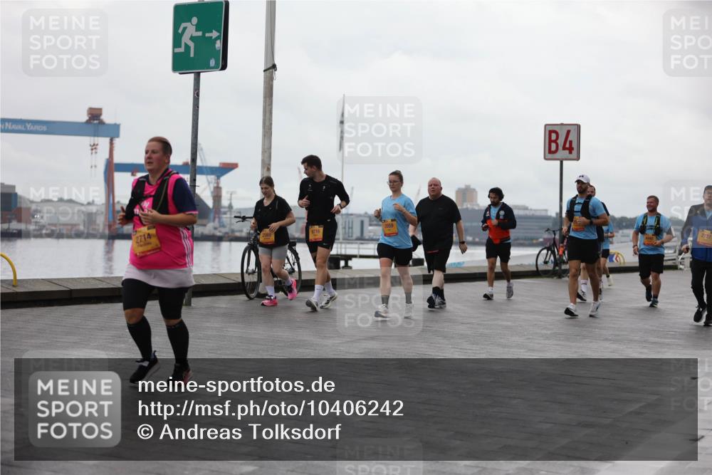 13.09.2026 - Kiel Lauf Andreas Tolksdorf http://msf.ph/oto/10406242 13.09.2026 11:07:58 Kiellinie 2714, 9716, 3959, 4, 2727 meine-sportfotos.de