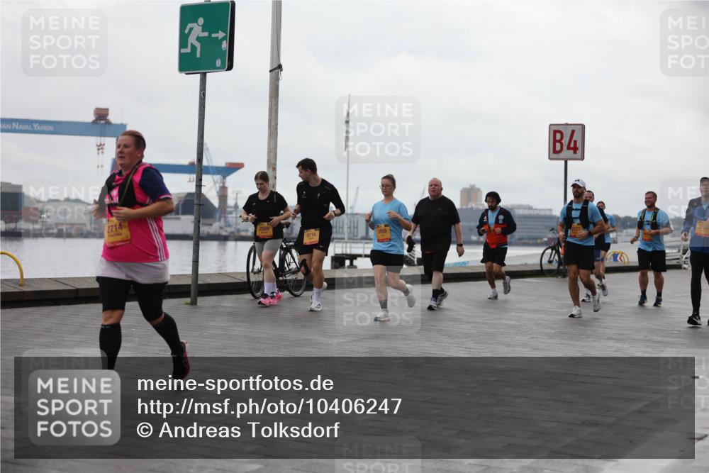 13.09.2026 - Kiel Lauf Andreas Tolksdorf http://msf.ph/oto/10406247 13.09.2026 11:07:58 Kiellinie 31, 2714, 2569, 9716, 3959, 4, 2727 meine-sportfotos.de
