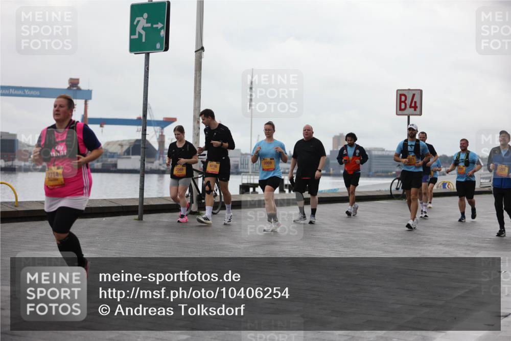 13.09.2026 - Kiel Lauf Andreas Tolksdorf http://msf.ph/oto/10406254 13.09.2026 11:07:59 Kiellinie 2714, 9716, 2569, 3959, 4, 2727 meine-sportfotos.de
