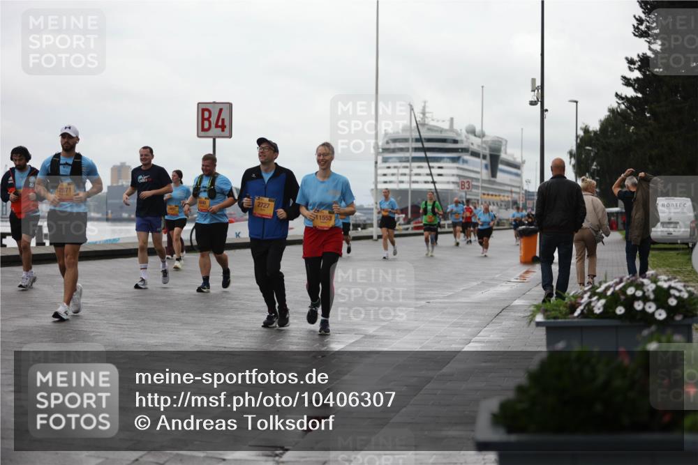 13.09.2026 - Kiel Lauf Andreas Tolksdorf http://msf.ph/oto/10406307 13.09.2026 11:08:01 Kiellinie 2571, 4, 2727, 11553 meine-sportfotos.de