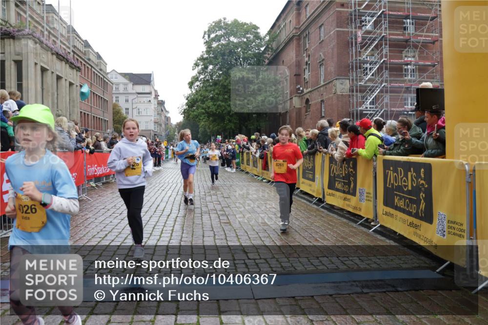 13.09.2026 - Kiel Lauf Yannick Fuchs http://msf.ph/oto/10406367 13.09.2026 08:58:50 Ziel 27, 339, 1119, 1348, 3242, 5201, 5536, 5537, 6151, 6573, 6896, 7223, 7407, 9773, 10211, 10292, 10821, 11252, 11386, 11924, 12297, 12517, 515, 1158, 1188, 1382, 2100, 2710, 3145, 3150, 3217, 3492, 3686, 4115, 4546, 4622, 4965, 5092, 5200, 5536, 5537, 5908, 6588, 7018, 7022, 8067, 8354, 9620, 9701, 9852, 10242, 10890, 10925, 11077, 11430, 11783, 12297, 118, 512, 1848, 2725, 3666, 4026, 5106, 5629, 6883, 7028, 7739, 7916, 8261, 8944, 9215, 734, 2710, 3145, 3150, 3492 meine-sportfotos.de