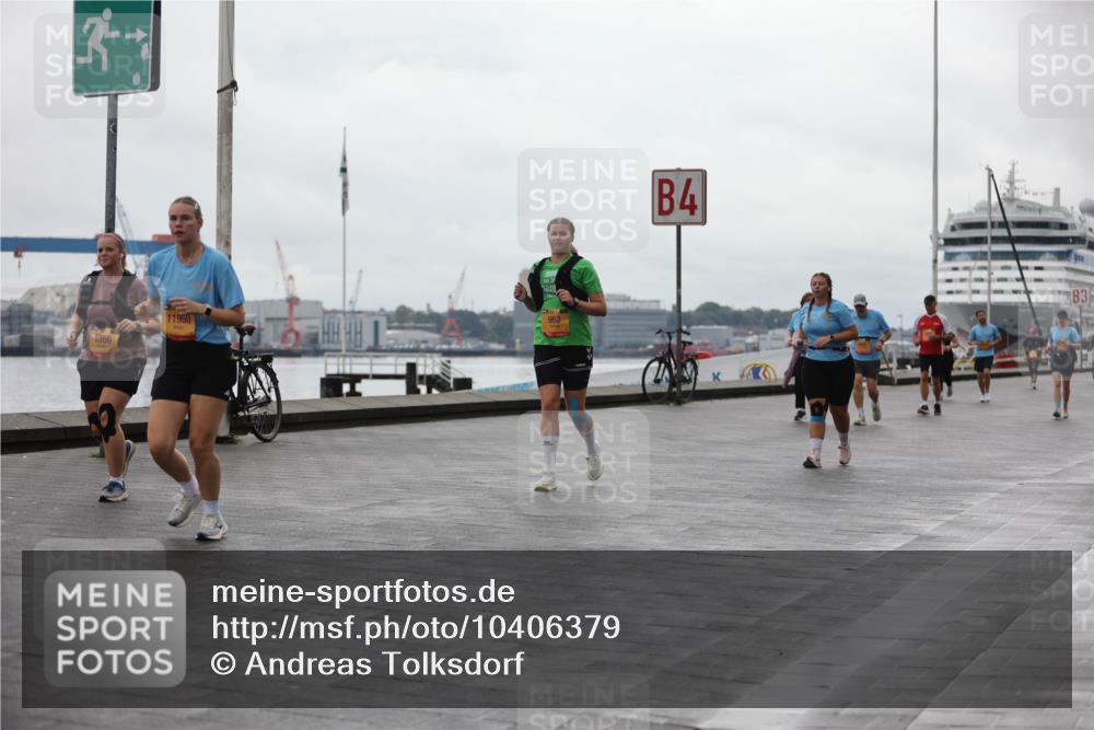 13.09.2026 - Kiel Lauf Andreas Tolksdorf http://msf.ph/oto/10406379 13.09.2026 11:08:13 Kiellinie 6356, 11950, 962, 4, 3 meine-sportfotos.de