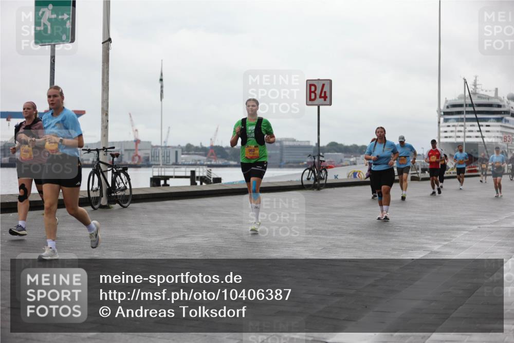 13.09.2026 - Kiel Lauf Andreas Tolksdorf http://msf.ph/oto/10406387 13.09.2026 11:08:13 Kiellinie 6356, 962, 4, 3 meine-sportfotos.de