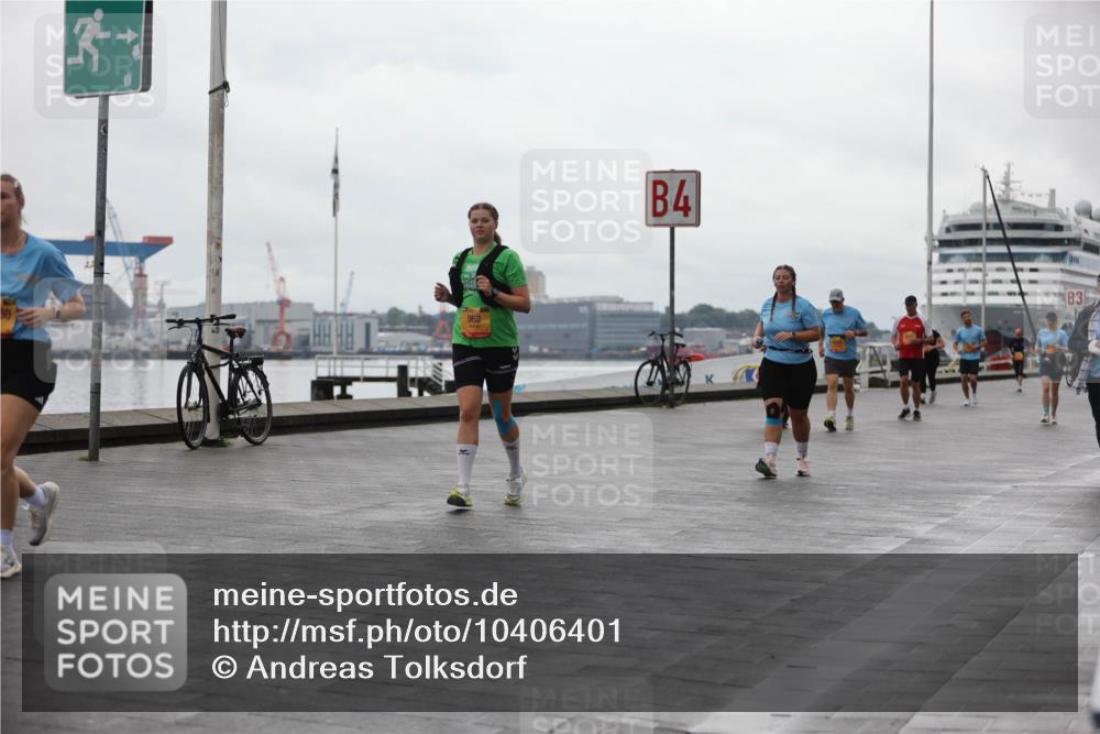 13.09.2026 - Kiel Lauf Andreas Tolksdorf http://msf.ph/oto/10406401 13.09.2026 11:08:13 Kiellinie 962, 4, 3 meine-sportfotos.de