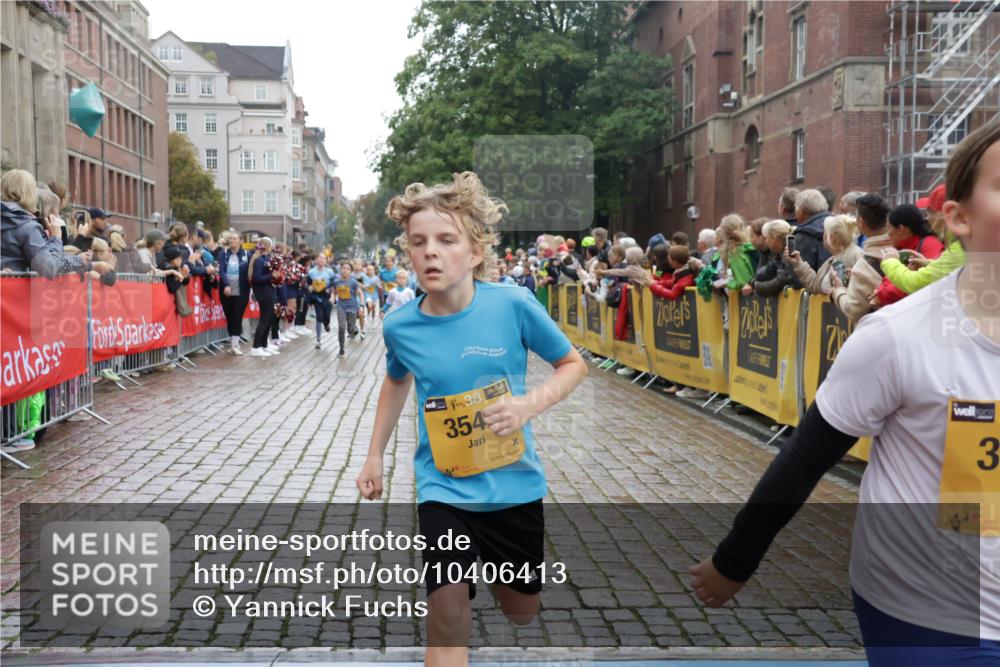 13.09.2026 - Kiel Lauf Yannick Fuchs http://msf.ph/oto/10406413 13.09.2026 08:58:55 Ziel 27, 339, 1119, 1348, 3242, 6151, 6883, 6896, 7223, 7739, 8944, 9773, 10211, 10292, 10334, 10821, 11201, 11386, 11924, 12517, 515, 1158, 1188, 1348, 1382, 2100, 3217, 3686, 4115, 4622, 4965, 5092, 5200, 5201, 5536, 5537, 5908, 6573, 7022, 7407, 8067, 8354, 9852, 10242, 10925, 11252, 11430, 11783, 12297, 118, 512, 1848, 2725, 3543, 3666, 3767, 4026, 4064, 4444, 5106, 5629, 7028, 7706, 7916, 8261, 9215, 9430, 734, 1158, 2710, 3145, 3150, 3492, 3686, 4115, 4546, 4622 meine-sportfotos.de