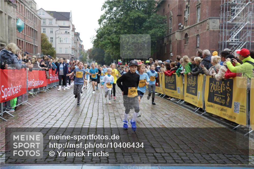 13.09.2026 - Kiel Lauf Yannick Fuchs http://msf.ph/oto/10406434 13.09.2026 08:58:57 Ziel 1119, 2725, 3242, 5106, 5629, 6151, 6883, 6896, 7223, 7739, 7916, 8944, 10211, 10292, 10334, 10821, 11201, 11386, 11924, 12517, 27, 339, 515, 1188, 1348, 1382, 2100, 3217, 4622, 4965, 5092, 5200, 5201, 5536, 5537, 5908, 6573, 7022, 7407, 8354, 9773, 9852, 10242, 11252, 11430, 11783, 12297, 12517, 118, 512, 1848, 3543, 3666, 3767, 4026, 4064, 4164, 4444, 6480, 6816, 7028, 7706, 8261, 9215, 9430, 1158, 1382, 2710, 3145, 3150, 3217, 3492, 3686, 4115, 4546, 4622 meine-sportfotos.de