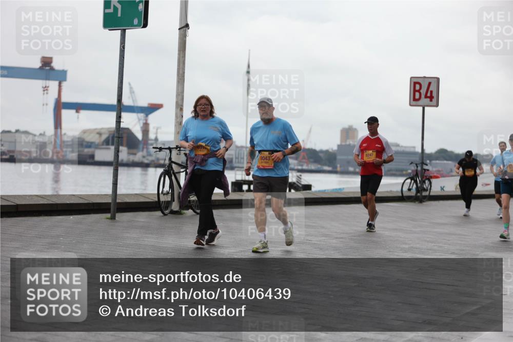 13.09.2026 - Kiel Lauf Andreas Tolksdorf http://msf.ph/oto/10406439 13.09.2026 11:08:21 Kiellinie 9043, 8247, 4 meine-sportfotos.de