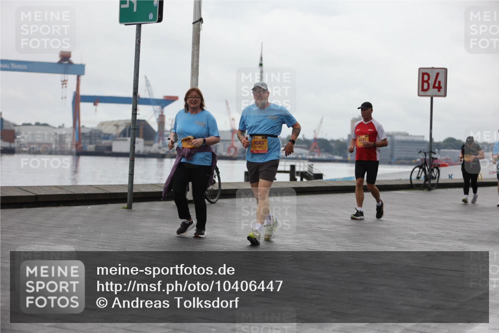 13.09.2026 - Kiel Lauf Andreas Tolksdorf http://msf.ph/oto/10406447 13.09.2026 11:08:21 Kiellinie 9043, 8247, 4 meine-sportfotos.de