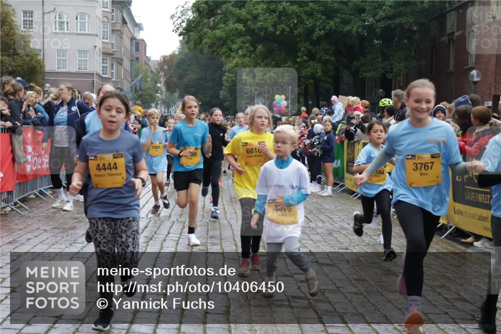 13.09.2026 - Kiel Lauf Yannick Fuchs http://msf.ph/oto/10406450 13.09.2026 08:58:58 Ziel 512, 1119, 1848, 2725, 3242, 5106, 5629, 6151, 6883, 6896, 7223, 7739, 7916, 8944, 10211, 10292, 10334, 10821, 11201, 11386, 11575, 11924, 27, 339, 515, 1188, 1348, 1382, 2100, 3217, 4622, 4965, 5092, 5200, 5201, 5536, 5537, 5908, 6573, 7022, 7407, 8354, 9773, 10211, 10242, 11252, 11430, 11783, 12297, 12517, 118, 3543, 3666, 3767, 4026, 4064, 4164, 4444, 6480, 6816, 7028, 7706, 8261, 9215, 9430, 1158, 1382, 3145, 3150, 3217, 3492, 3686, 4115, 4546, 4622 meine-sportfotos.de