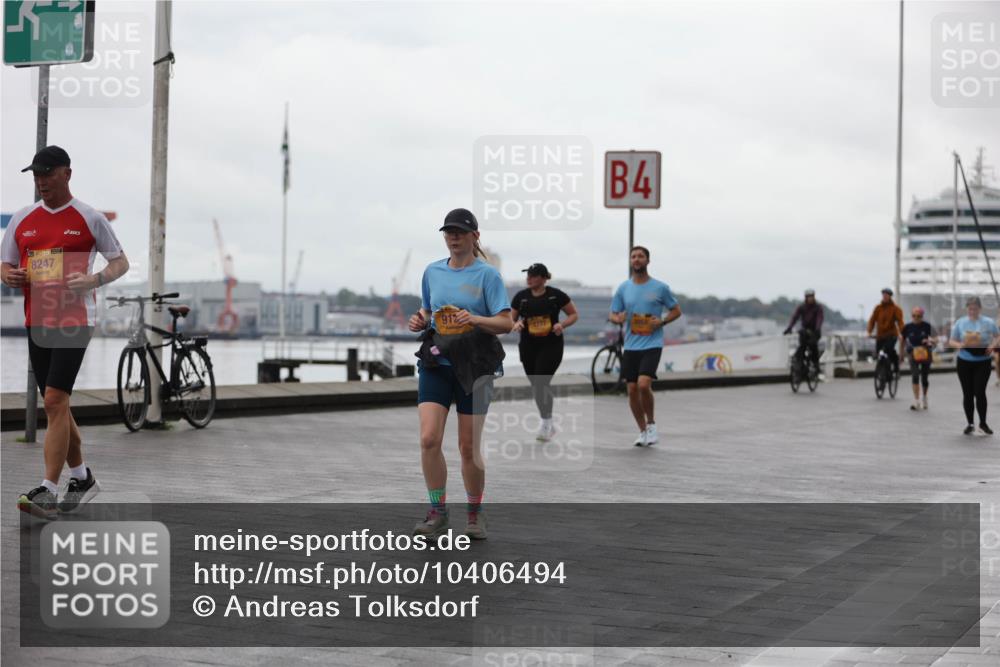 13.09.2026 - Kiel Lauf Andreas Tolksdorf http://msf.ph/oto/10406494 13.09.2026 11:08:24 Kiellinie 8247, 4 meine-sportfotos.de