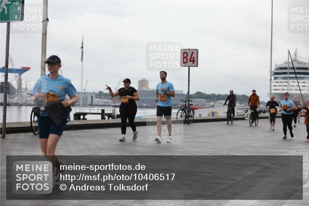 13.09.2026 - Kiel Lauf Andreas Tolksdorf http://msf.ph/oto/10406517 13.09.2026 11:08:26 Kiellinie 9120, 4777, 2053, 4 meine-sportfotos.de