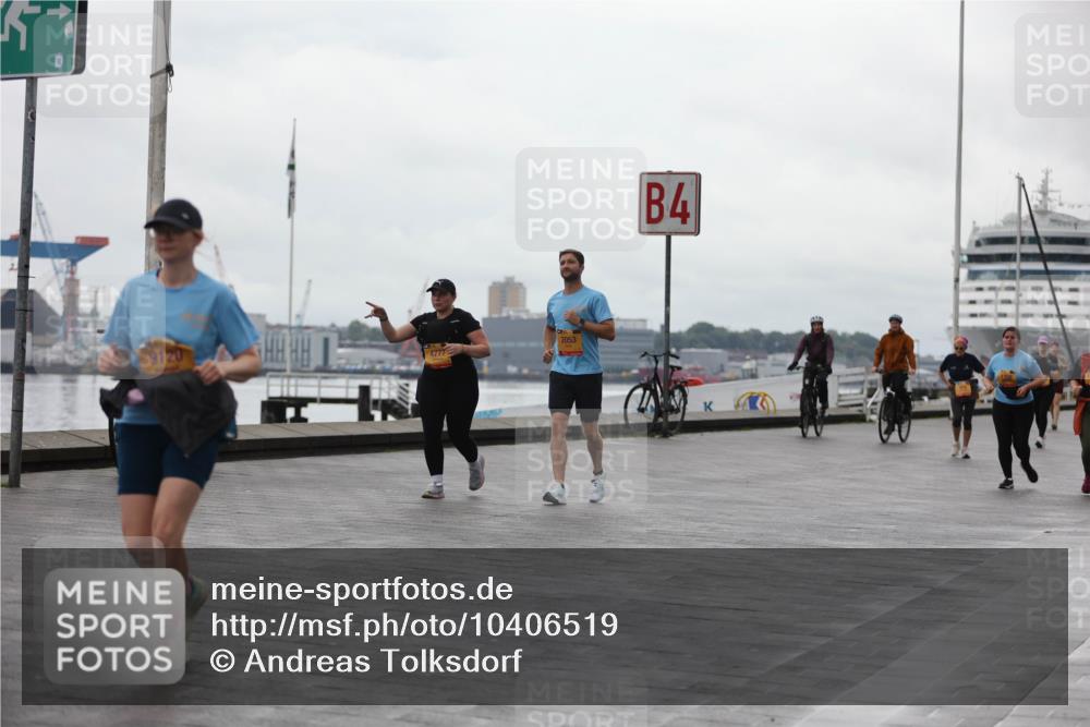 13.09.2026 - Kiel Lauf Andreas Tolksdorf http://msf.ph/oto/10406519 13.09.2026 11:08:26 Kiellinie 9120, 4777, 2053, 4 meine-sportfotos.de