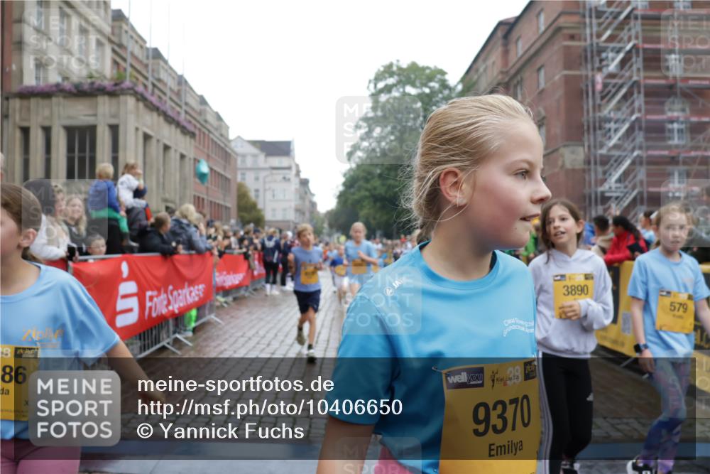 13.09.2026 - Kiel Lauf Yannick Fuchs http://msf.ph/oto/10406650 13.09.2026 08:59:17 Ziel 118, 3543, 3666, 3767, 3803, 3958, 4064, 4164, 4426, 4444, 5590, 6480, 6816, 7337, 7371, 7401, 7706, 8261, 9215, 9293, 9430, 9623, 10682, 11617, 11808, 12004, 12383, 27, 339, 512, 1119, 1348, 1848, 2725, 3242, 4026, 5106, 5201, 5629, 6151, 6573, 6883, 6896, 7028, 7223, 7407, 7739, 7916, 8261, 8944, 9773, 10211, 10292, 10334, 10821, 11201, 11252, 11386, 11575, 11924, 12517, 125, 579, 1413, 1549, 1792, 2342, 3165, 3537, 3890, 4481, 4498, 4886, 5016, 5131, 6943 meine-sportfotos.de