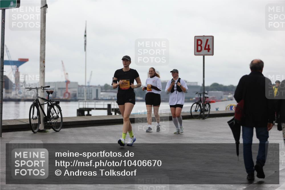 13.09.2026 - Kiel Lauf Andreas Tolksdorf http://msf.ph/oto/10406670 13.09.2026 11:08:58 Kiellinie 234, 4 meine-sportfotos.de