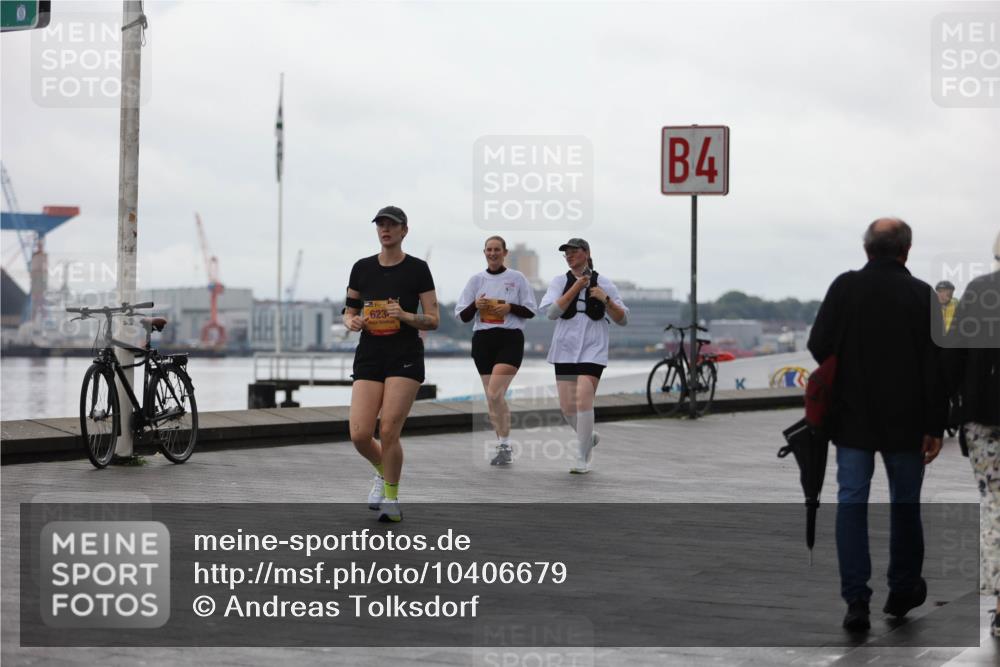 13.09.2026 - Kiel Lauf Andreas Tolksdorf http://msf.ph/oto/10406679 13.09.2026 11:08:58 Kiellinie 623, 4 meine-sportfotos.de