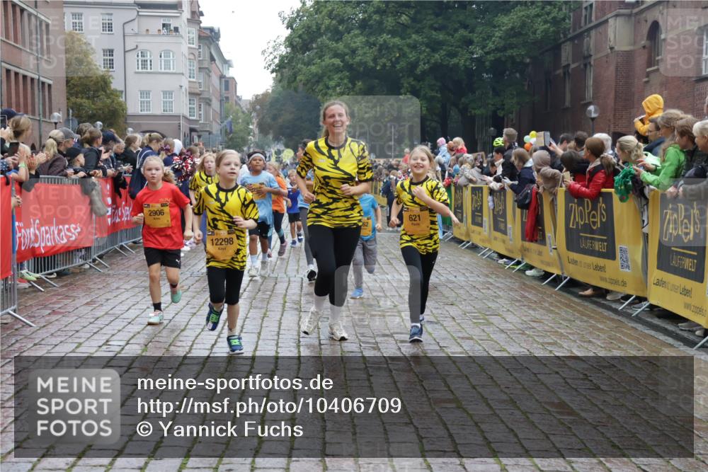 13.09.2026 - Kiel Lauf Yannick Fuchs http://msf.ph/oto/10406709 13.09.2026 08:59:25 Ziel 125, 1413, 1549, 1792, 2342, 3165, 3767, 3803, 3958, 4164, 4426, 4444, 4498, 4886, 5016, 5131, 5590, 6480, 6816, 6943, 6944, 7320, 7337, 7371, 7396, 7401, 7706, 8069, 8153, 9293, 9358, 9623, 10682, 10723, 11189, 11395, 11617, 11808, 12004, 12383, 118, 512, 1848, 2725, 3242, 3543, 3666, 3767, 4026, 4064, 4444, 5106, 5629, 6883, 6896, 7028, 7223, 7706, 7739, 7916, 8261, 8944, 9215, 9430, 10292, 10334, 11201, 11575, 11924, 579, 3537, 3890, 4481, 12517 meine-sportfotos.de