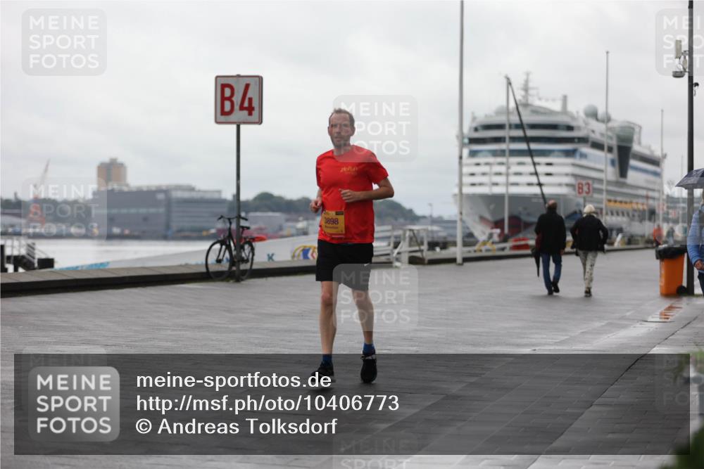 13.09.2026 - Kiel Lauf Andreas Tolksdorf http://msf.ph/oto/10406773 13.09.2026 11:09:22 Kiellinie 4, 3898, 3 meine-sportfotos.de