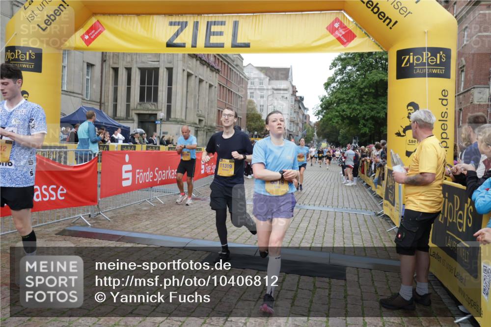 13.09.2026 - Kiel Lauf Yannick Fuchs http://msf.ph/oto/10406812 13.09.2026 10:33:07 Ziel 1327, 3997, 6988, 7030, 10181, 10552, 10773, 32, 342, 870, 875, 1393, 1467, 1612, 1801, 3327, 4236, 4393, 4963, 5721, 6337, 7471, 7650, 8033, 8621, 8683, 9123, 9222, 9879, 10338, 11299, 11597, 12353, 12728, 864, 1331, 1525, 1979, 2824, 3991, 4929, 5197, 5274, 5907, 6537, 6775, 7709, 8280, 9411, 9891, 9975, 10331, 10448, 11063, 11754, 12277, 12339, 1393, 3170, 4236, 4512, 6435, 8033, 8683, 9123, 11299, 11319, 12071, 12367 meine-sportfotos.de