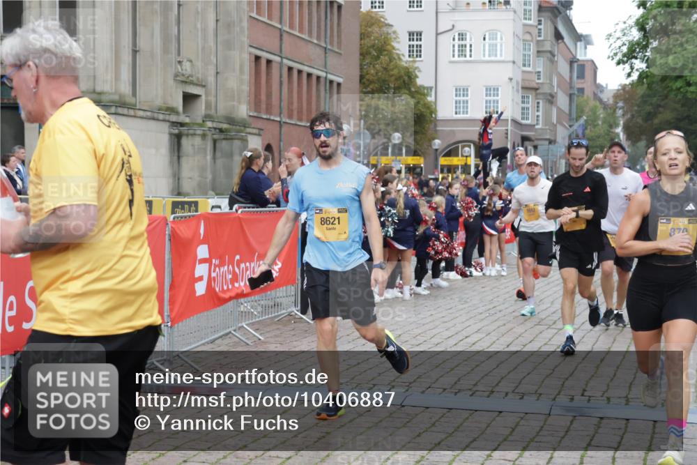 13.09.2026 - Kiel Lauf Yannick Fuchs http://msf.ph/oto/10406887 13.09.2026 10:33:14 Ziel 864, 1327, 1525, 2824, 3991, 3997, 4929, 5197, 5274, 5907, 6537, 6988, 7030, 7709, 8280, 9411, 9891, 9975, 10181, 10448, 10552, 10773, 11754, 12277, 12339, 32, 342, 870, 875, 1467, 1612, 1801, 3327, 4393, 4963, 5721, 6337, 7471, 7650, 8621, 9222, 9879, 10338, 11597, 12353, 12728, 813, 1331, 1958, 1979, 2775, 6080, 6775, 8641, 8938, 8940, 10331, 11063, 870, 875, 1393, 1612, 1801, 4236, 5721, 8033, 8621, 8683, 9123, 11299, 12353 meine-sportfotos.de