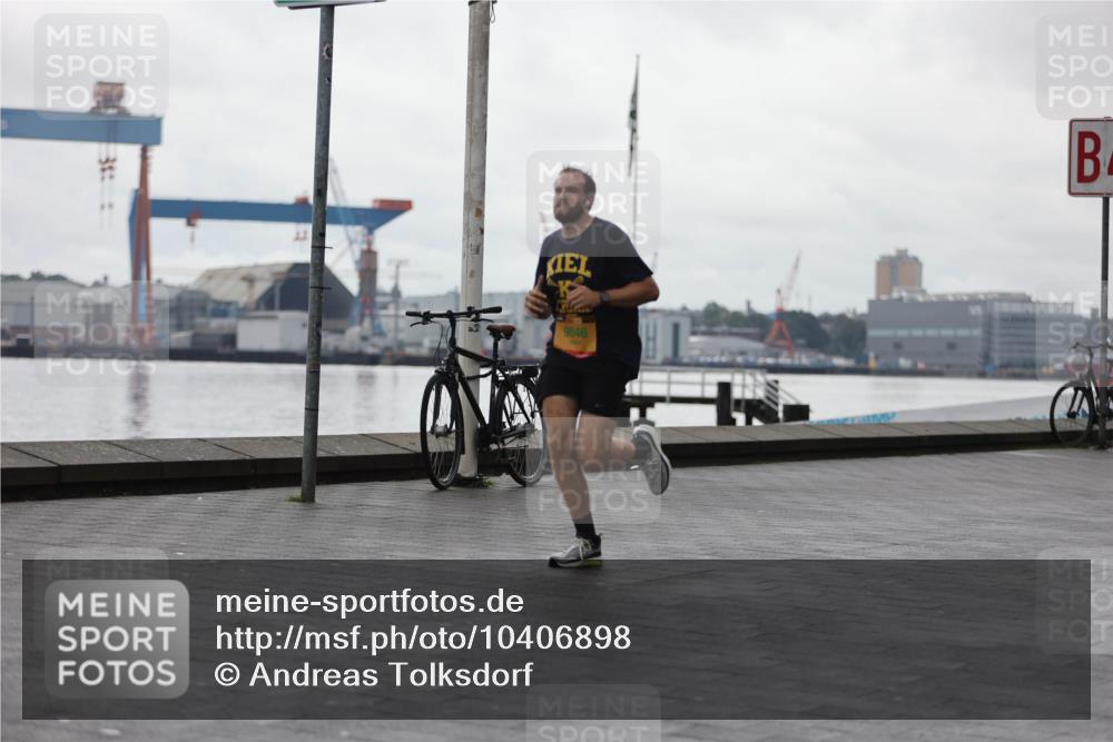13.09.2026 - Kiel Lauf Andreas Tolksdorf http://msf.ph/oto/10406898 13.09.2026 11:12:44 Kiellinie 9046 meine-sportfotos.de