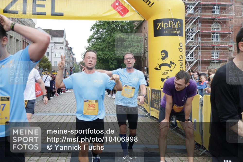 13.09.2026 - Kiel Lauf Yannick Fuchs http://msf.ph/oto/10406998 13.09.2026 10:33:23 Ziel 864, 1331, 1525, 1979, 2824, 3991, 4929, 5197, 5274, 5907, 6537, 6775, 7709, 8280, 9411, 9891, 9975, 10331, 10448, 11063, 11754, 12277, 12339, 32, 1327, 1467, 3327, 3997, 6988, 7030, 8280, 9222, 9879, 10181, 10552, 10773, 435, 446, 813, 1958, 2073, 2775, 3323, 3799, 3924, 4776, 5961, 6080, 6569, 6973, 7372, 8225, 8641, 8938, 8940, 10984, 11289, 11707, 12729, 342, 1612, 1801, 4393, 4963, 5721, 6337, 7471, 7650, 10338, 11597, 12353 meine-sportfotos.de